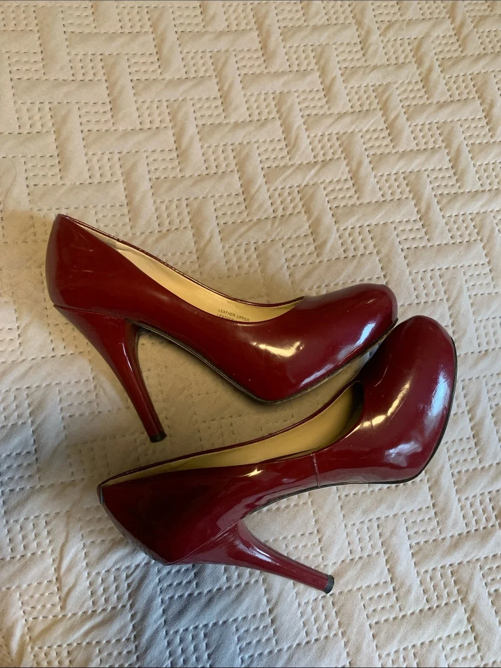 Via Spiga elegant red